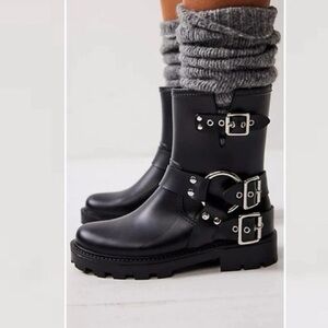 Jeffrey Campbell
Make It Moto Rain Boots - Black Matte Silver
